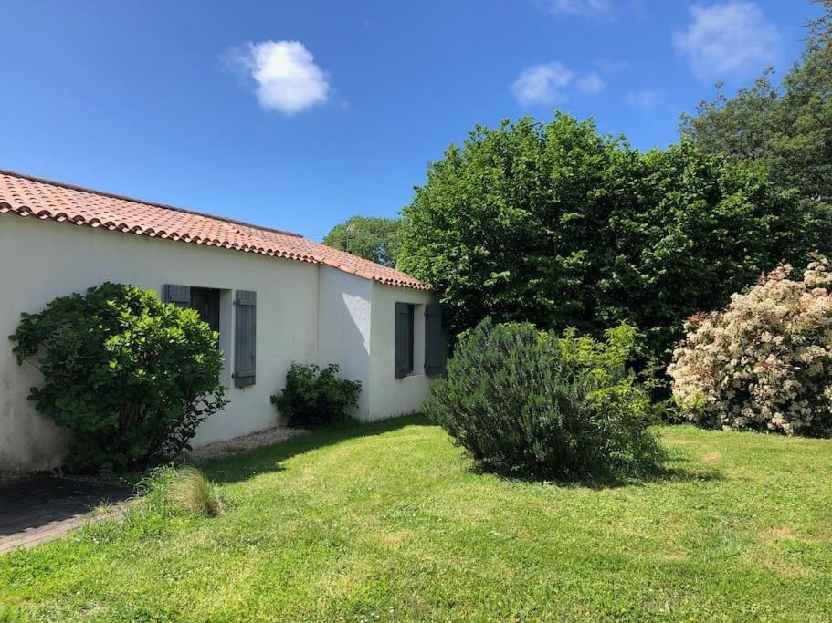 Maison Vendeenne A 5 Min Du Bord De Mer Saint-Hilaire-la-Forêt المظهر الخارجي الصورة